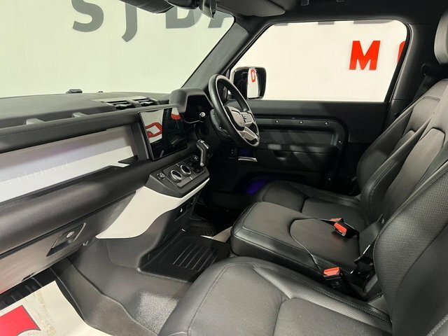 Land Rover Defender 90 2025 3.0 D250 Mhev X-dynamic Se Hard Top Suv D Black #3
