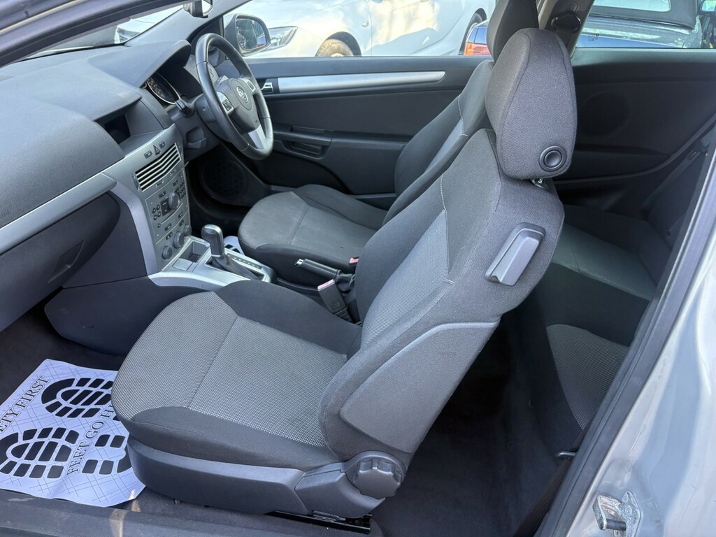 Vauxhall Astra Exclusiv Silver #18
