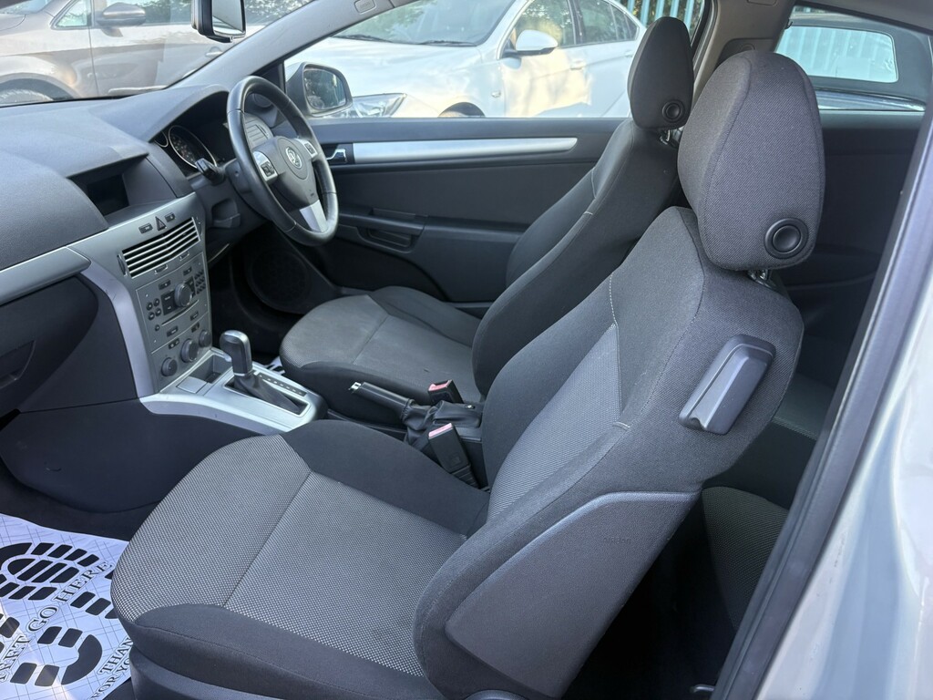 Vauxhall Astra Exclusiv Silver #16