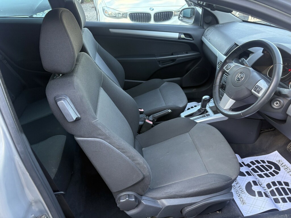 Vauxhall Astra Exclusiv Silver #11
