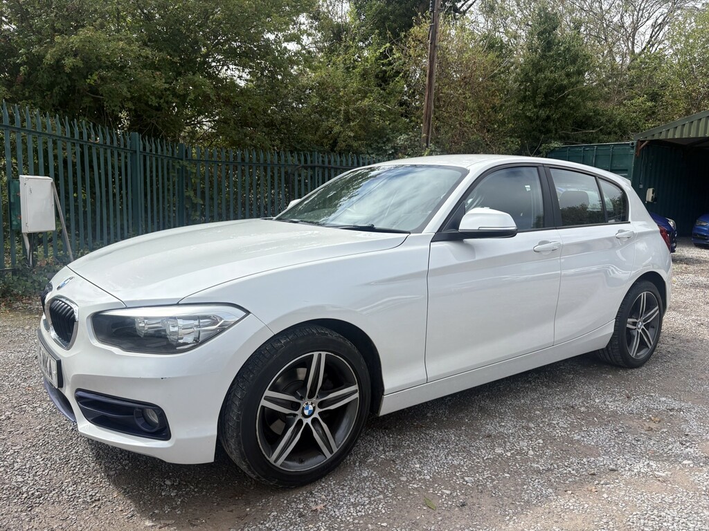 BMW 1 Series 1.5 118I Sport 5-Door White #3