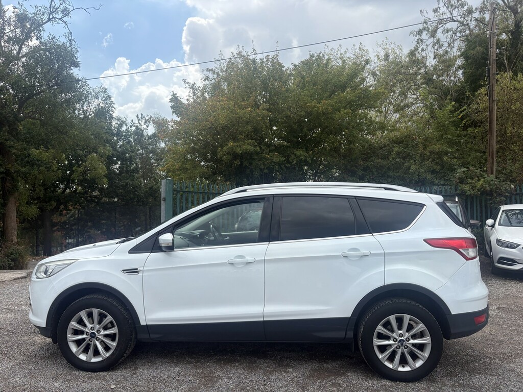 Ford Kuga 1.5 T Ecoboost Titanium White #4