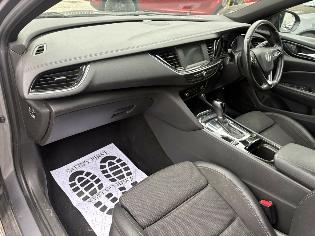 Vauxhall Insignia 2.0 Sri Vx-line Nav 168 Bhp White #18