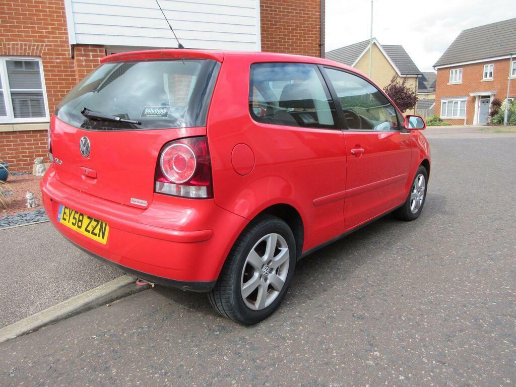 Volkswagen Polo 1.2 Match Red #3