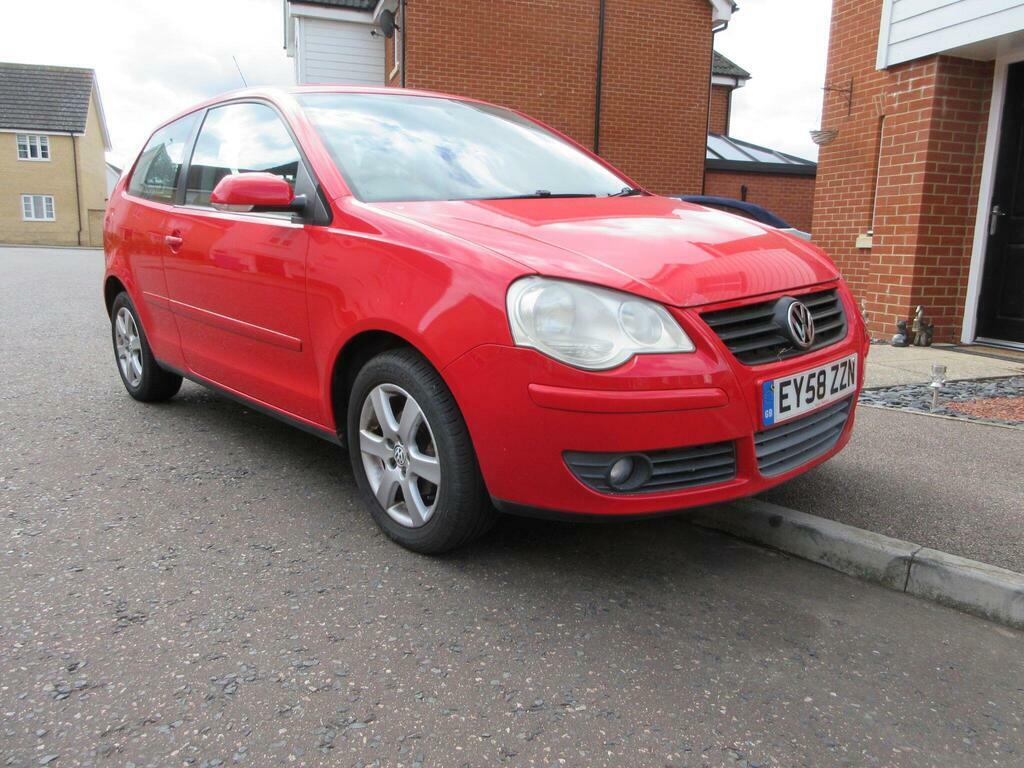 Volkswagen Polo 1.2 Match Red