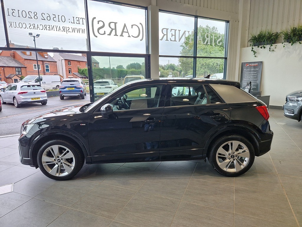 Audi Q2 Tfsi S Line SJ21OJR Black #2