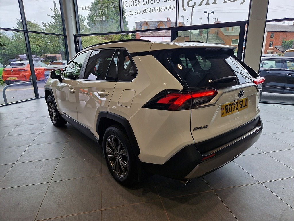 Toyota Rav 4 Vvt-h Design White #2