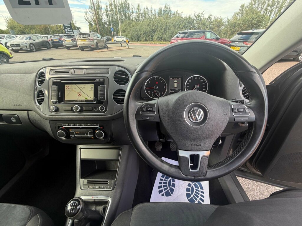 Volkswagen Tiguan 2.0 Tdi Bluemotion Tech Match Suv Dsg 4 Black #19
