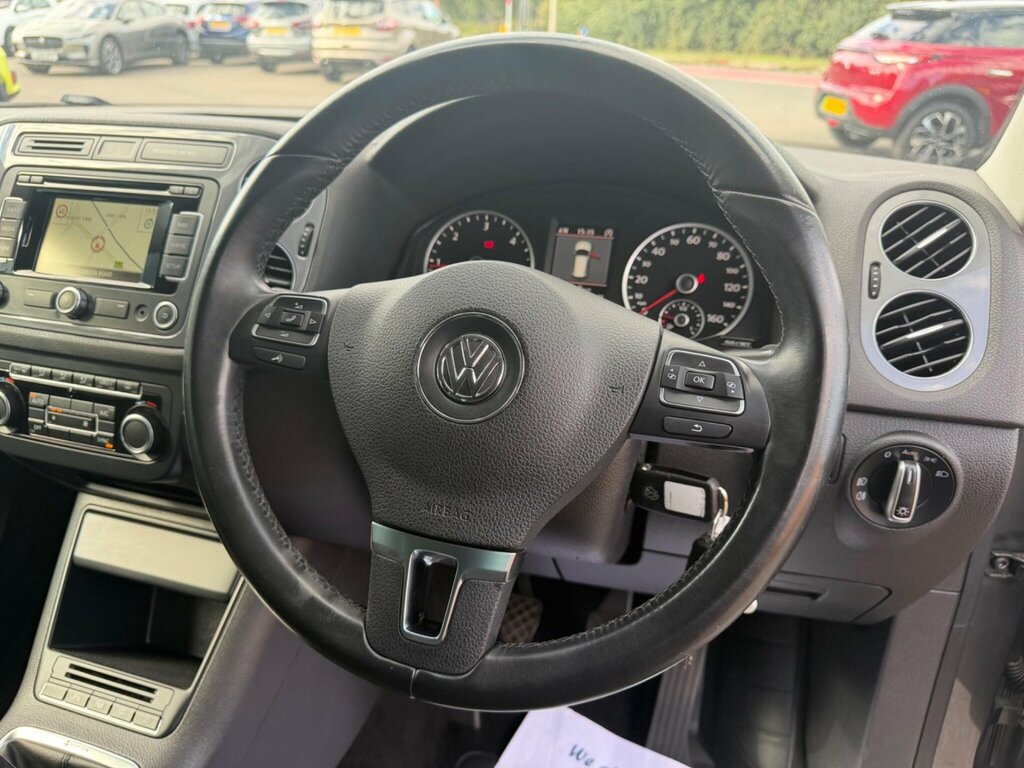 Volkswagen Tiguan 2.0 Tdi Bluemotion Tech Match Suv Dsg 4 Black #15
