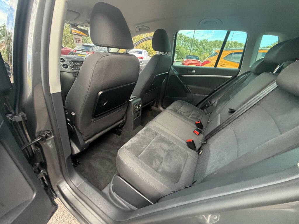 Volkswagen Tiguan 2.0 Tdi Bluemotion Tech Match Suv Dsg 4 Black #31
