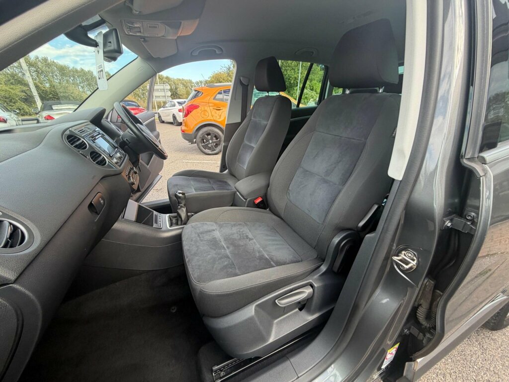 Volkswagen Tiguan 2.0 Tdi Bluemotion Tech Match Suv Dsg 4 Black #28