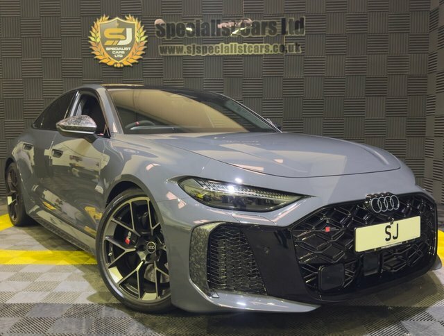Audi RS5 5 Black