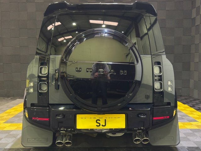 Land Rover Defender 110 Suv Black #3