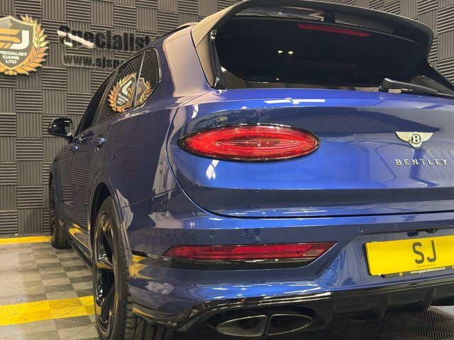 Bentley Bentayga 4.0 V8 S Touring Spec Grey #32