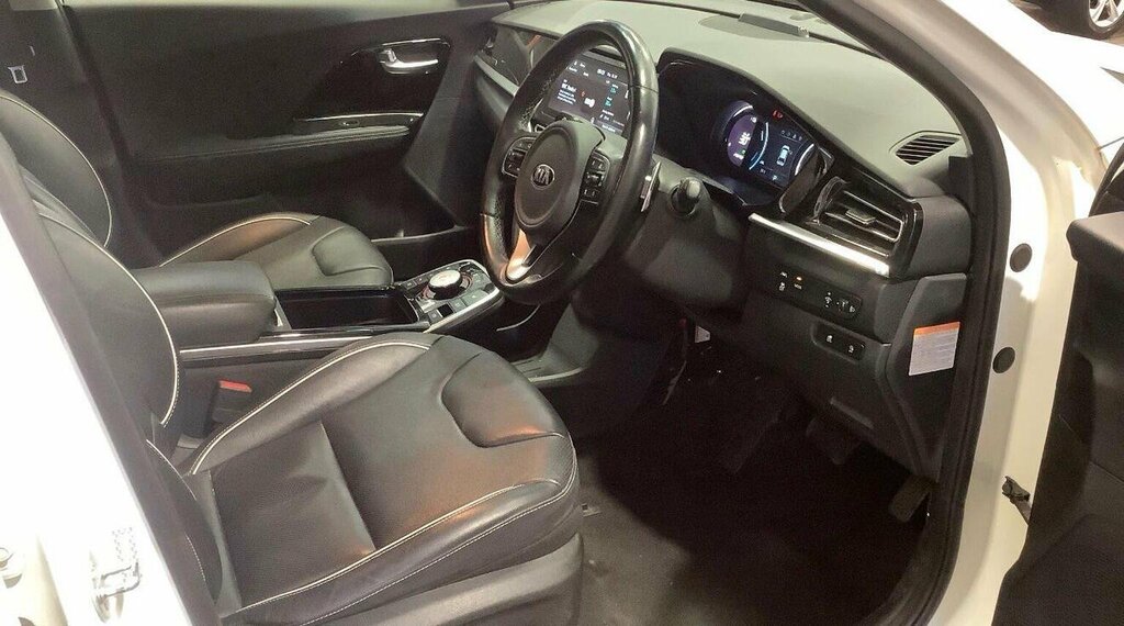 Kia e-Niro Suv 64Kwh 3 202121 White #5