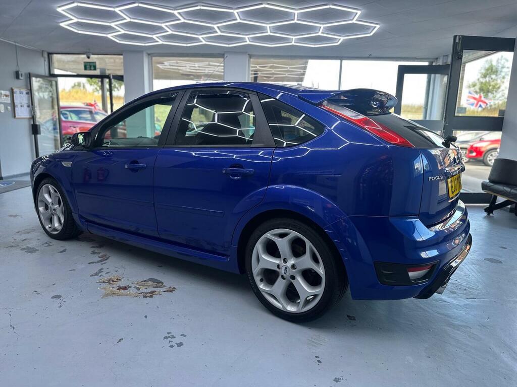 Ford Focus Zetec Climate 16V 5-Door Blue #4