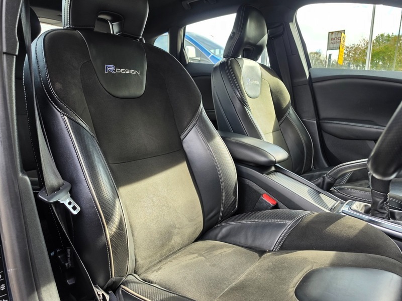 Volvo V40  Black #7