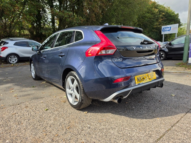 Volvo V40 D2 R-design Blue #4