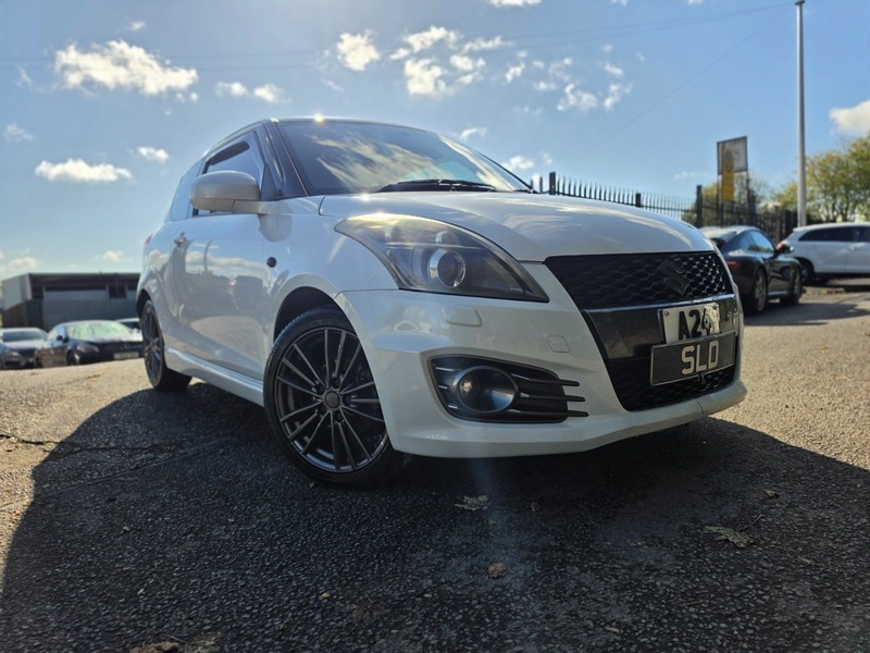 Suzuki Swift Sport White #3