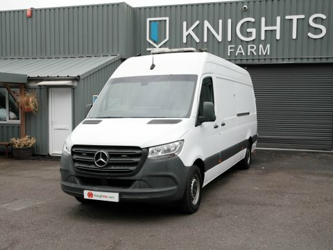 Mercedes-Benz Sprinter 315 Cdi Progressive White #4