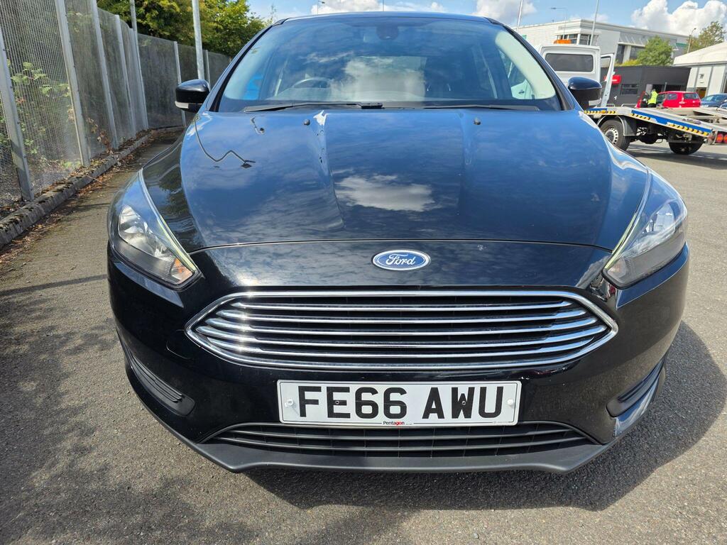Ford Focus Zetec Black #2