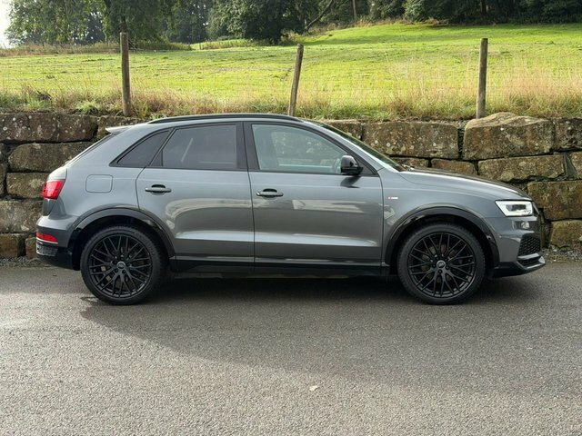 Audi Q3 1.4T Fsi Sport Black #9