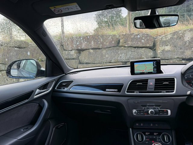 Audi Q3 1.4T Fsi Sport Black #32