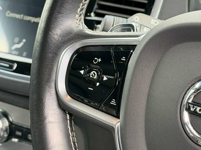 Volvo XC90 T5 Momentum Pro  #40