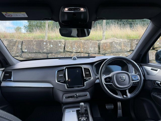 Volvo XC90 T5 Momentum Pro  #32