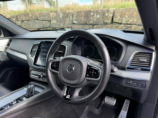 Volvo XC90 T5 Momentum Pro  #39