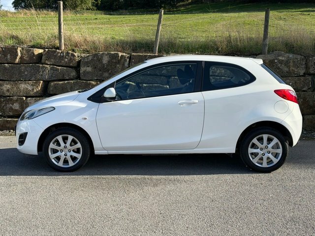 Mazda 2 2010 1.3 Ts2 Hatchback Euro 5 8 White #2