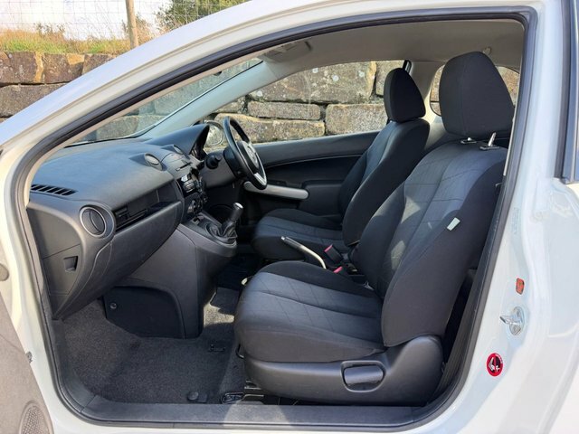 Mazda 2 2010 1.3 Ts2 Hatchback Euro 5 8 White #5