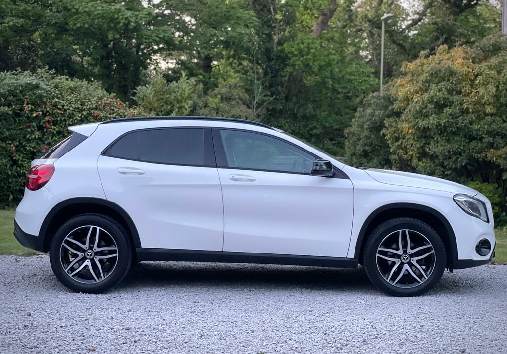 Mercedes-Benz GLA Class Petrol