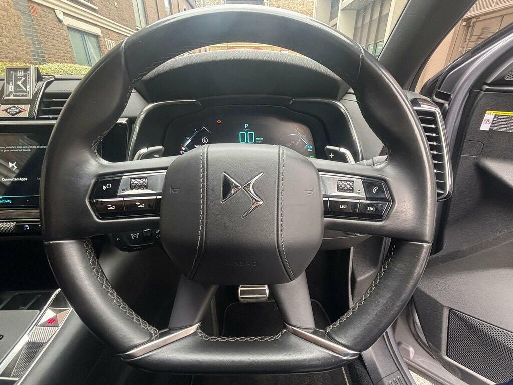 DS DS 7 Crossback 1.6 E-tense 13.2Kwh Performance Line Crossback White #16