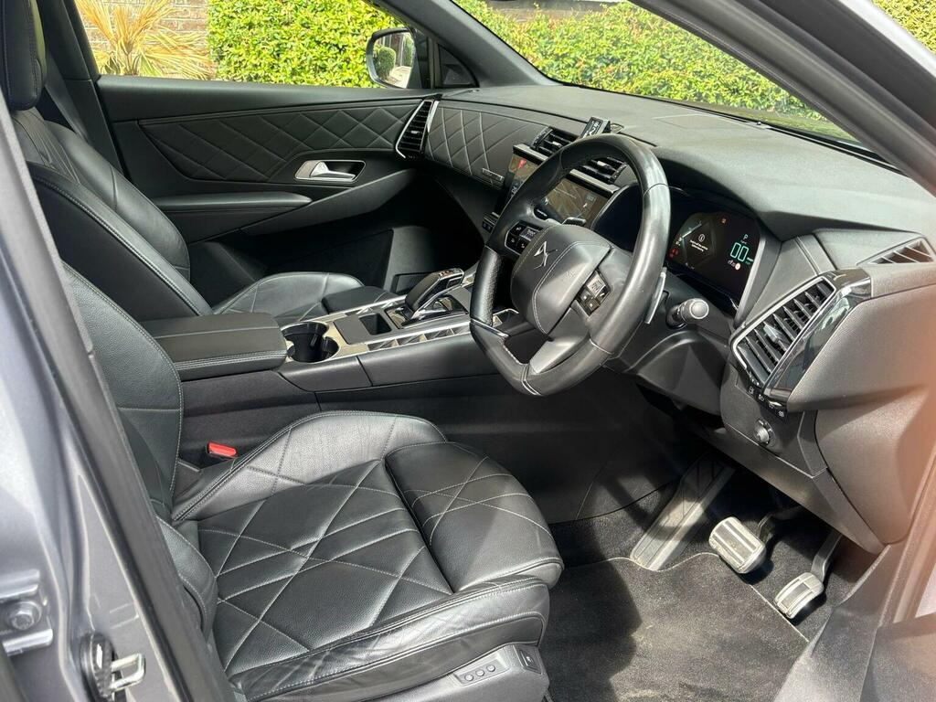 DS DS 7 Crossback 1.6 E-tense 13.2Kwh Performance Line Crossback White #18