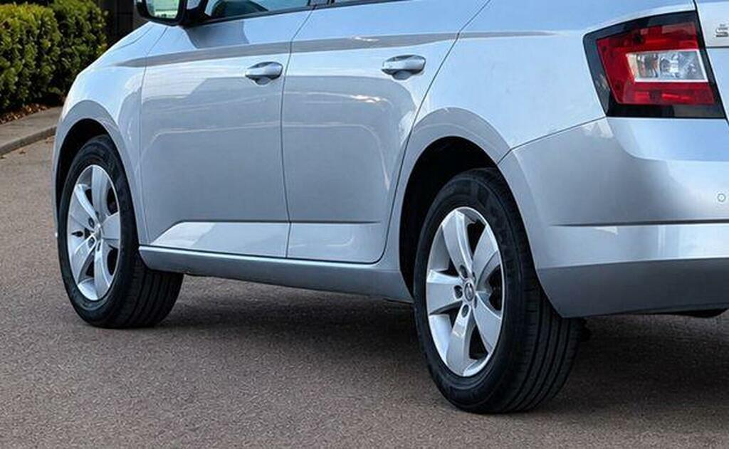 Skoda Fabia Hatch Se L 1.2 Tsi 110 P Silver #18