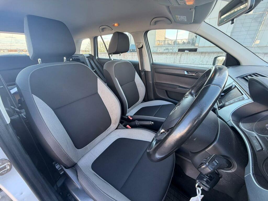 Skoda Fabia Hatch Se L 1.2 Tsi 110 P Silver #31
