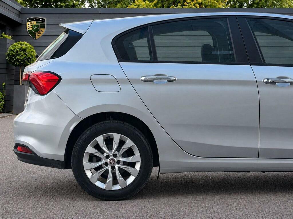 Fiat Tipo 1.4 T-jet 120 Easy Plus Silver #11