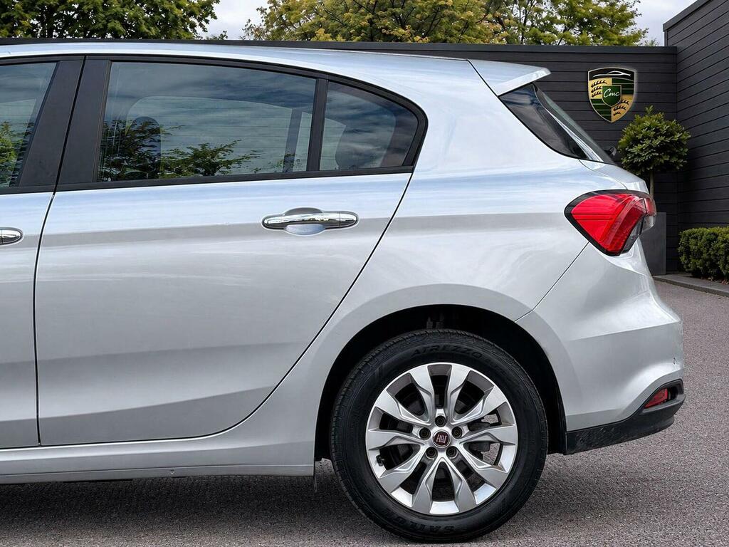 Fiat Tipo 1.4 T-jet 120 Easy Plus Silver #14