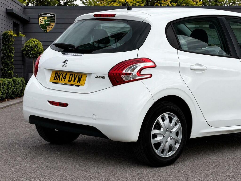 Peugeot 208 1.2 Vti Active White #9