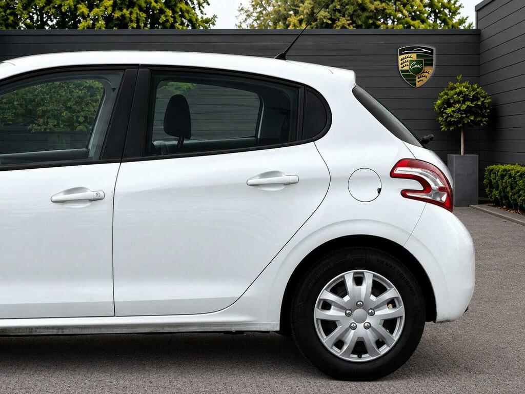 Peugeot 208 1.2 Vti Active White #15