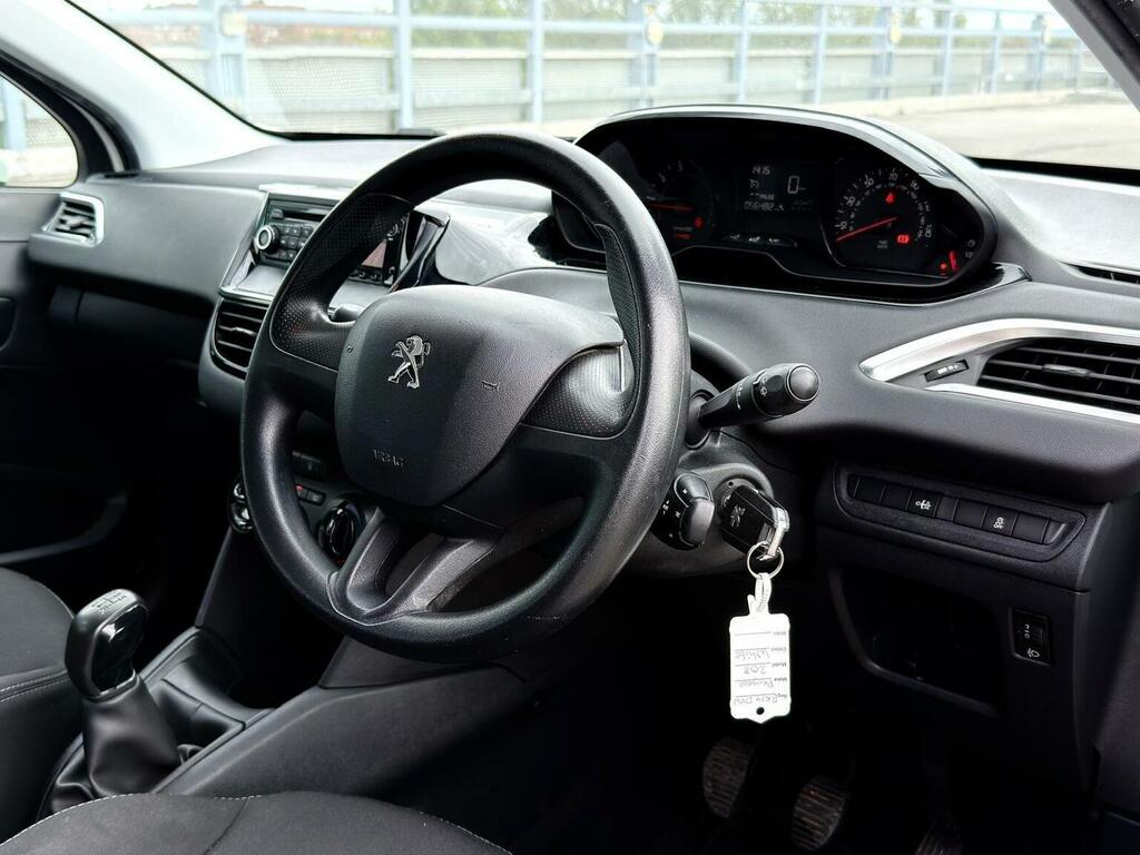 Peugeot 208 1.2 Vti Active White #19