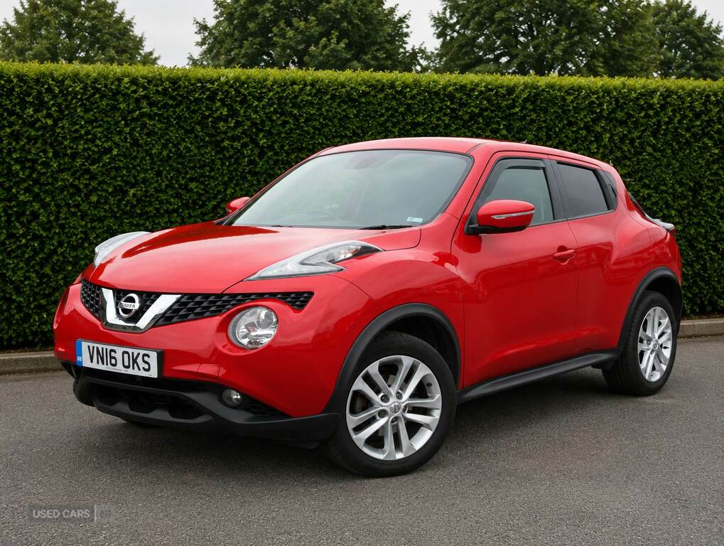 Nissan Juke 1.2 Dig-t N-connecta Red