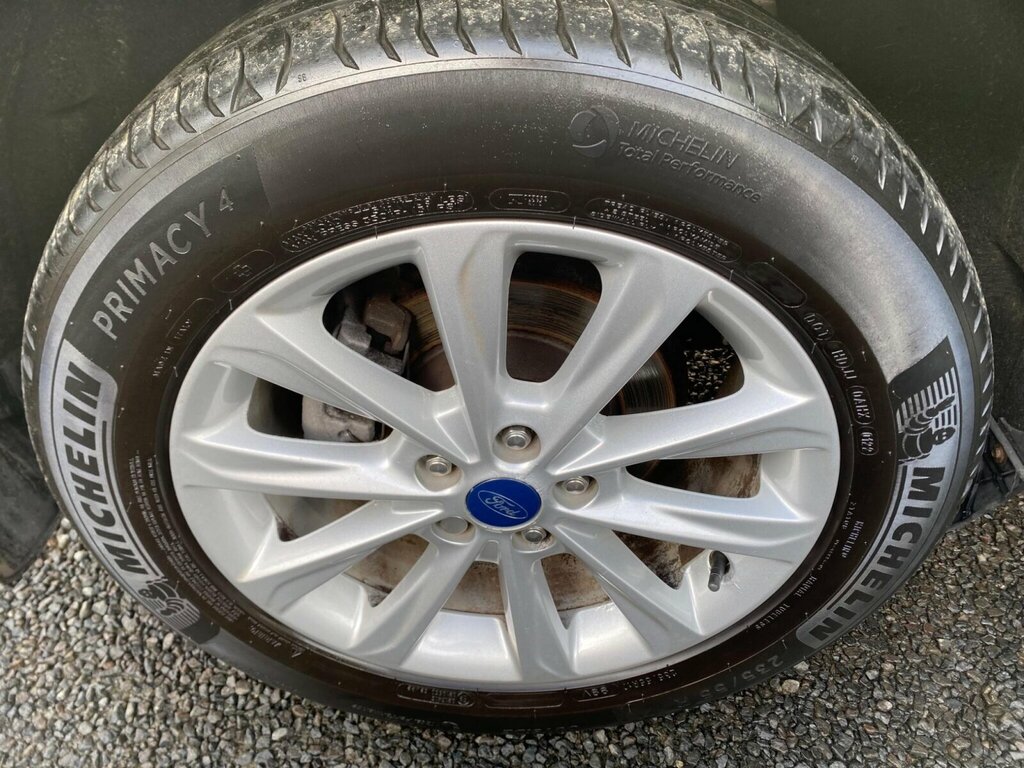 Ford Kuga 1.5 Tdci Titanium Silver #10