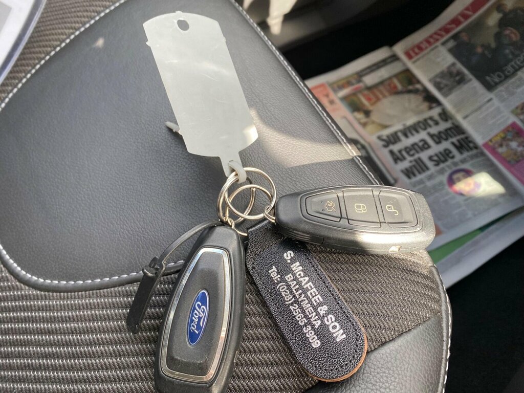 Ford Kuga 1.5 Tdci Titanium Silver #36