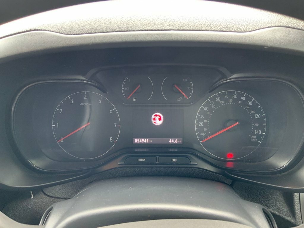 Vauxhall Combo Turbo D 2300 Prime White #16