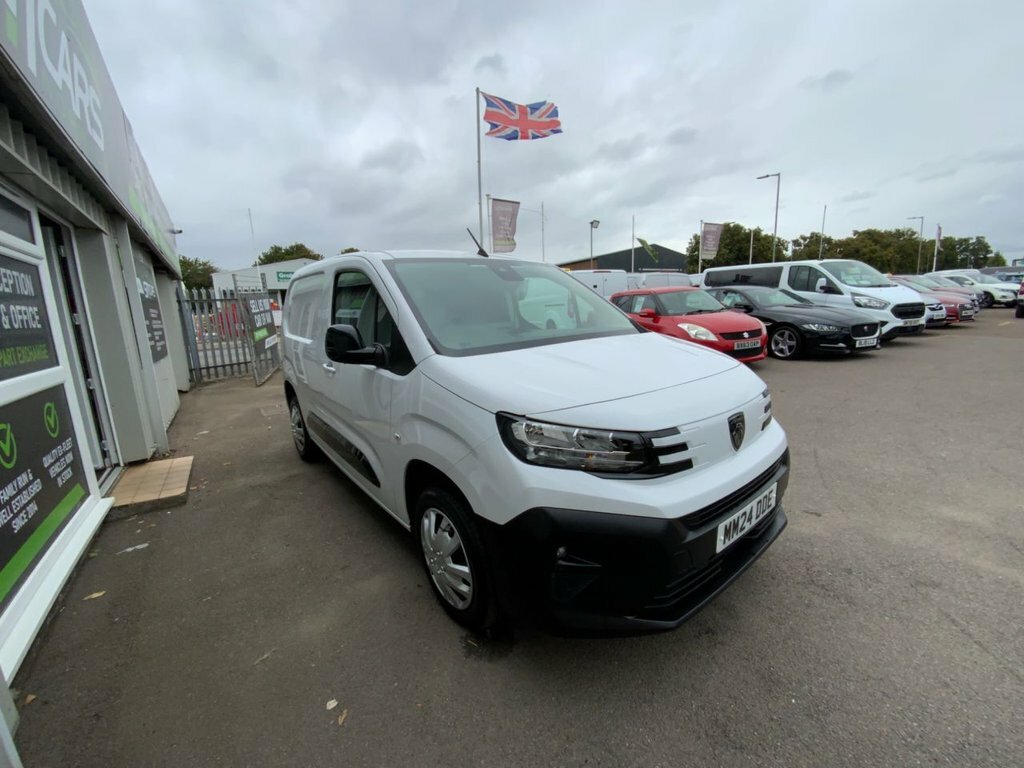Peugeot Partner 1.5L Asphalt White #2