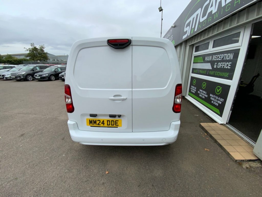 Peugeot Partner 1.5L Asphalt White #6