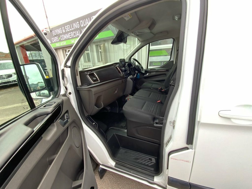 Ford Transit Custom 2L Limited MF72ZYM White #3