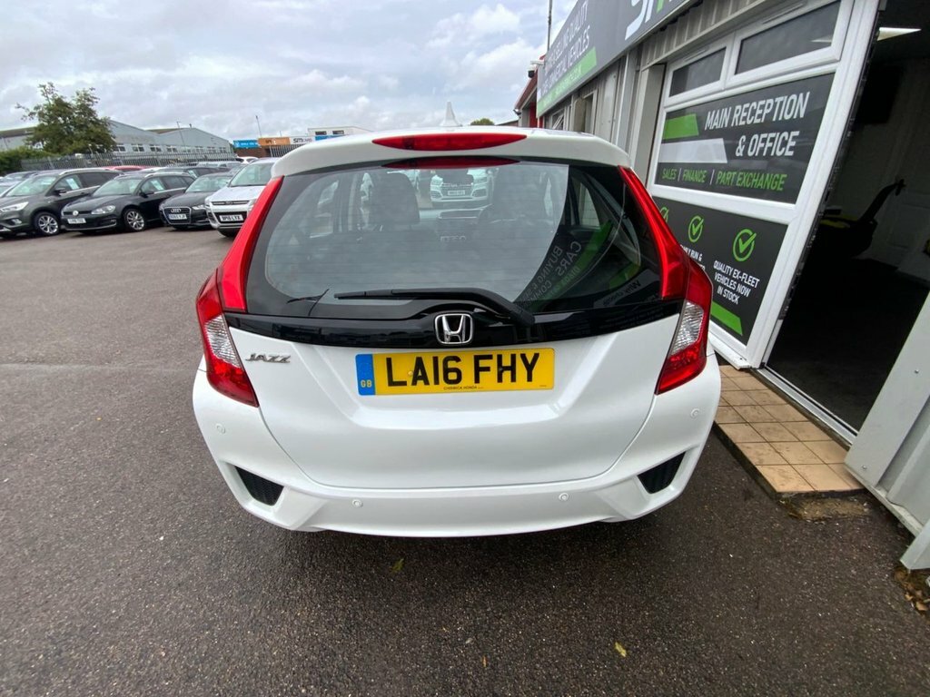 Honda Jazz Hatchback Silver #3